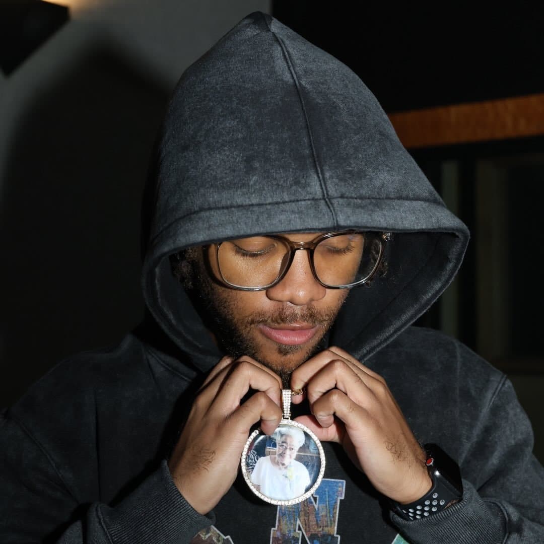 IamLACED cover image